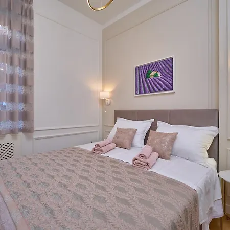 Salve Luxury By Litto Apartment Split
